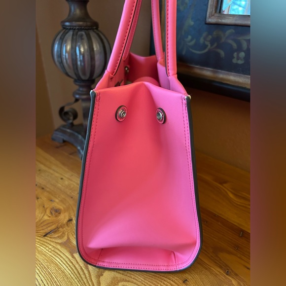 Tory Burch Small Ella Bio Tote large logo hidden pocket w/dust bag and strap - Picture 4 of 16